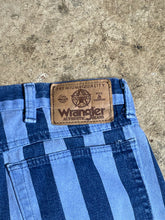 Load image into Gallery viewer, 90’s Wrangler Striped Denim Shorts - 34
