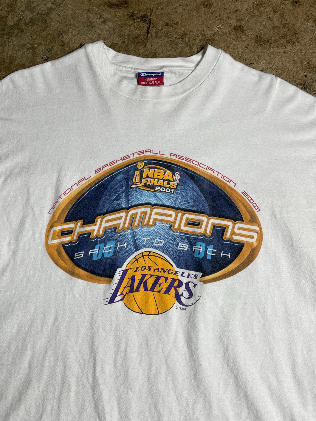 ‘01 LA Lakers NBA Finals Champs - XL