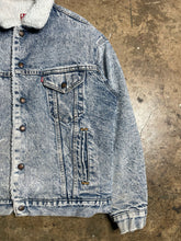 Load image into Gallery viewer, 90’s Acid Washed Levis Sherpa Denim Trucker - L
