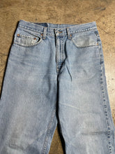 Load image into Gallery viewer, Late 90’s Levis 505 - 32x34
