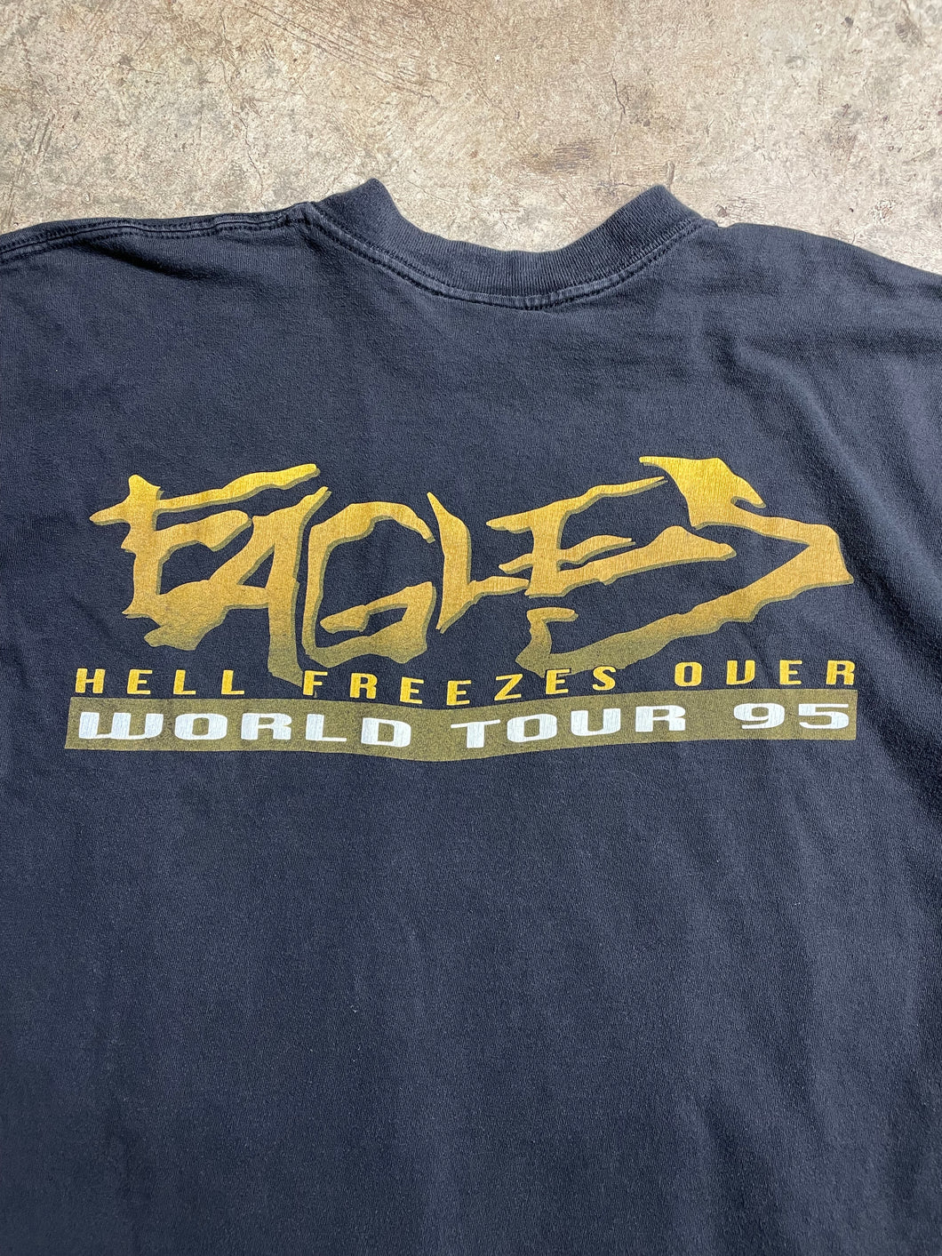1995 Eagles Hell Freezes Over Tour Tee - L